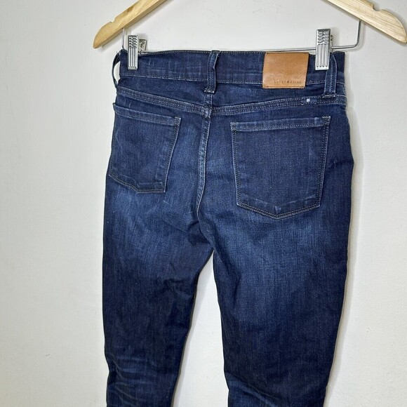 Lucky Brand Jeans Brooke Skinny Jeans Size 00/24 Dark Blue Wash - Picture 6 of 10